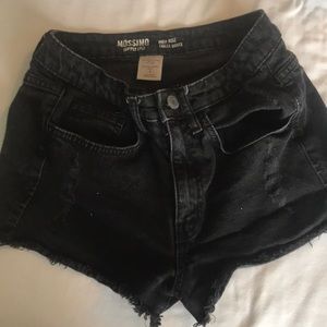 black jean shorts